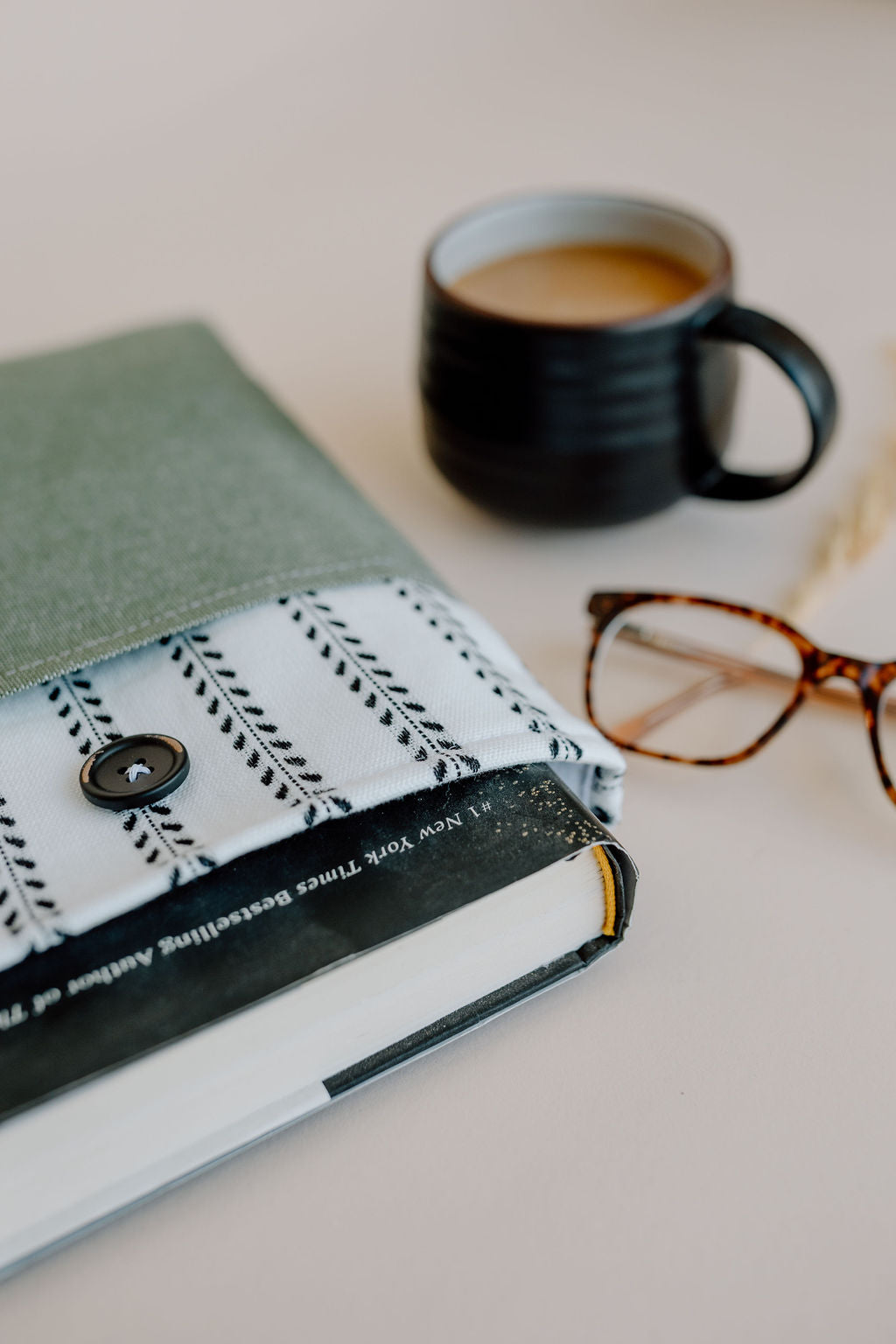 Unique Gift for Book Lovers: Handcrafted Book Sleeve with Pocket - A Stylish and Practical Book Protector